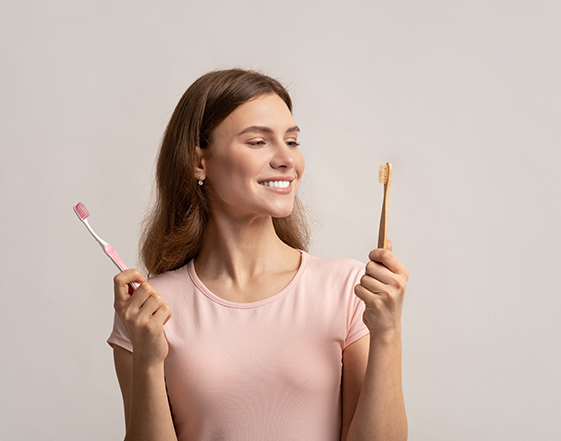 What is better: plastic or bamboo toothbrushes?
